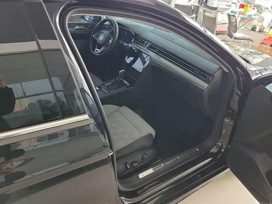 Volkswagen Magotan 2024 из CN, фото 3