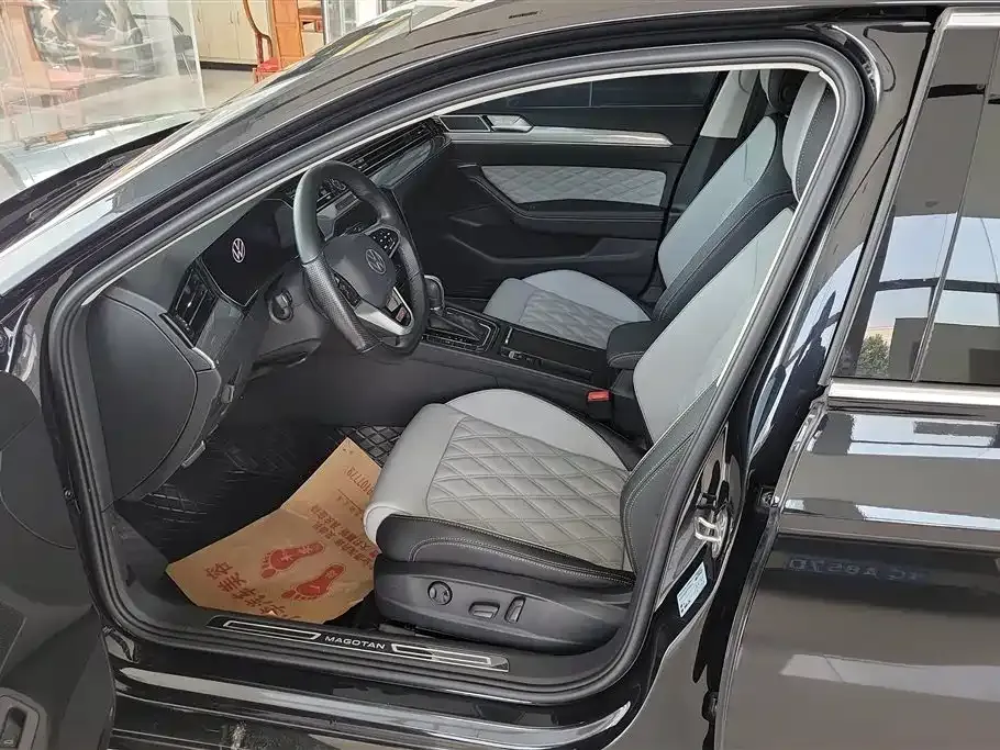 Volkswagen Magotan 2024 из CN, фото 2