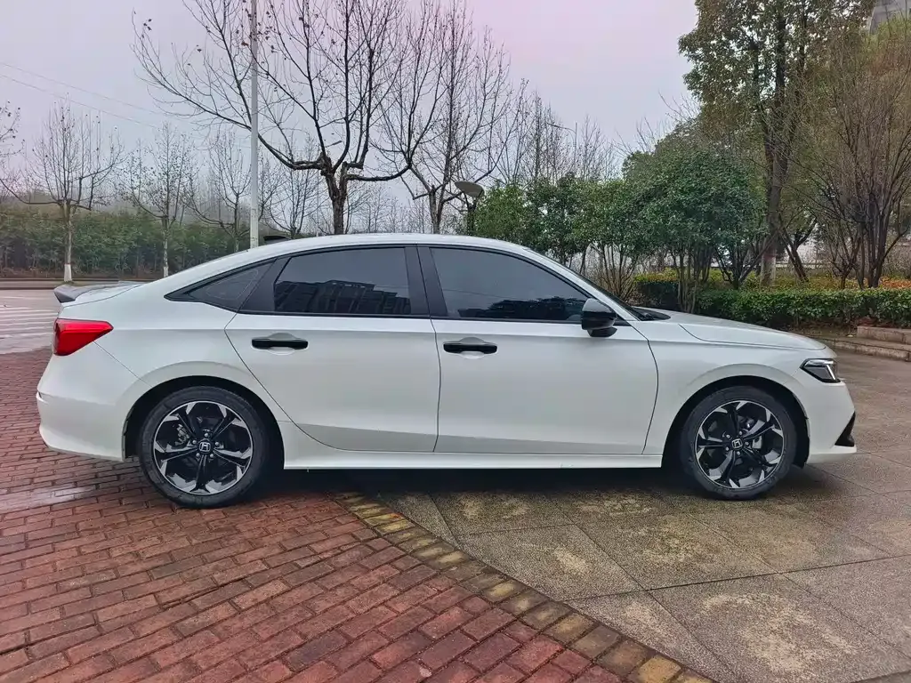 Honda Civic — фото 3