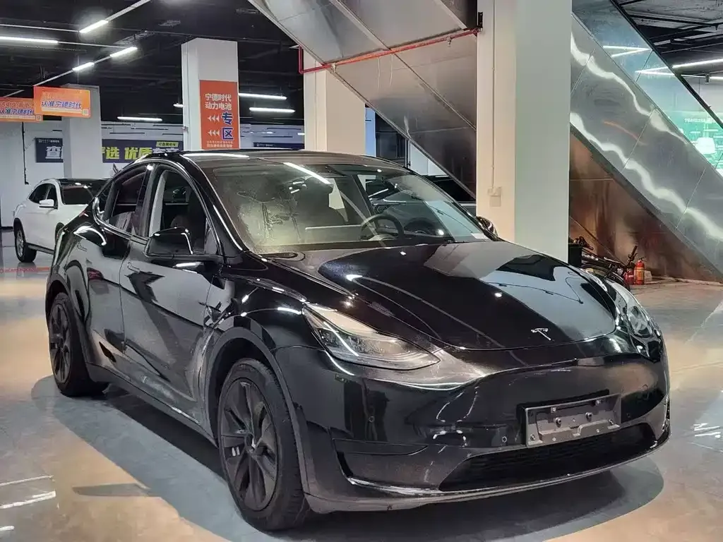 Tesla Model Y 2022 из CN, фото 9
