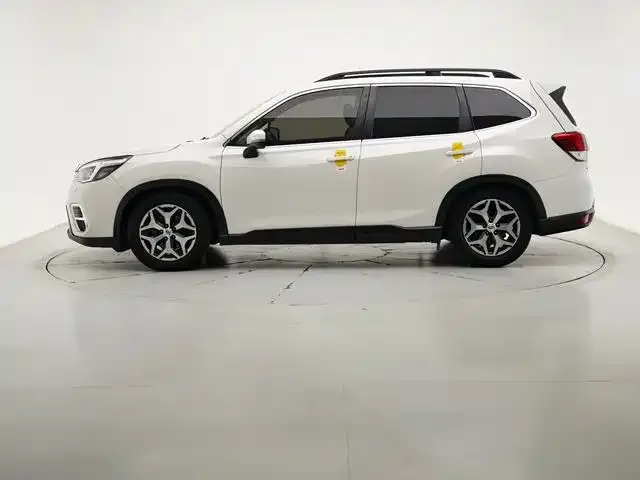Subaru Forester — фото 7