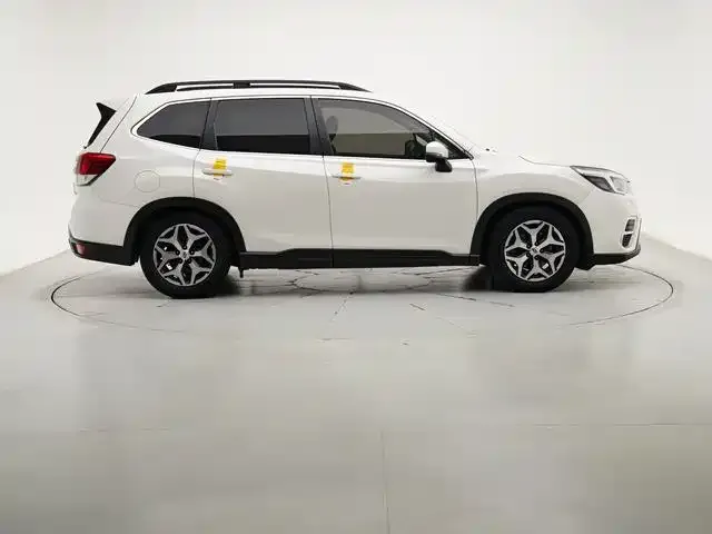 Subaru Forester — фото 3