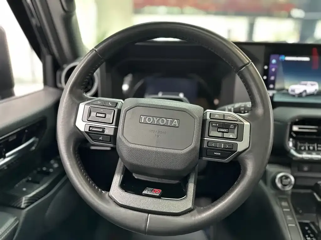 Toyota Prado 2025 из CN, фото 5
