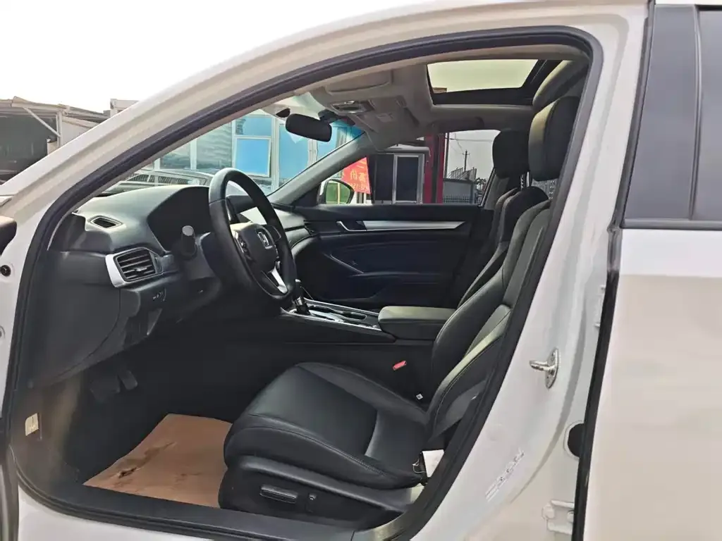 Honda Accord 2023 из CN, фото 8