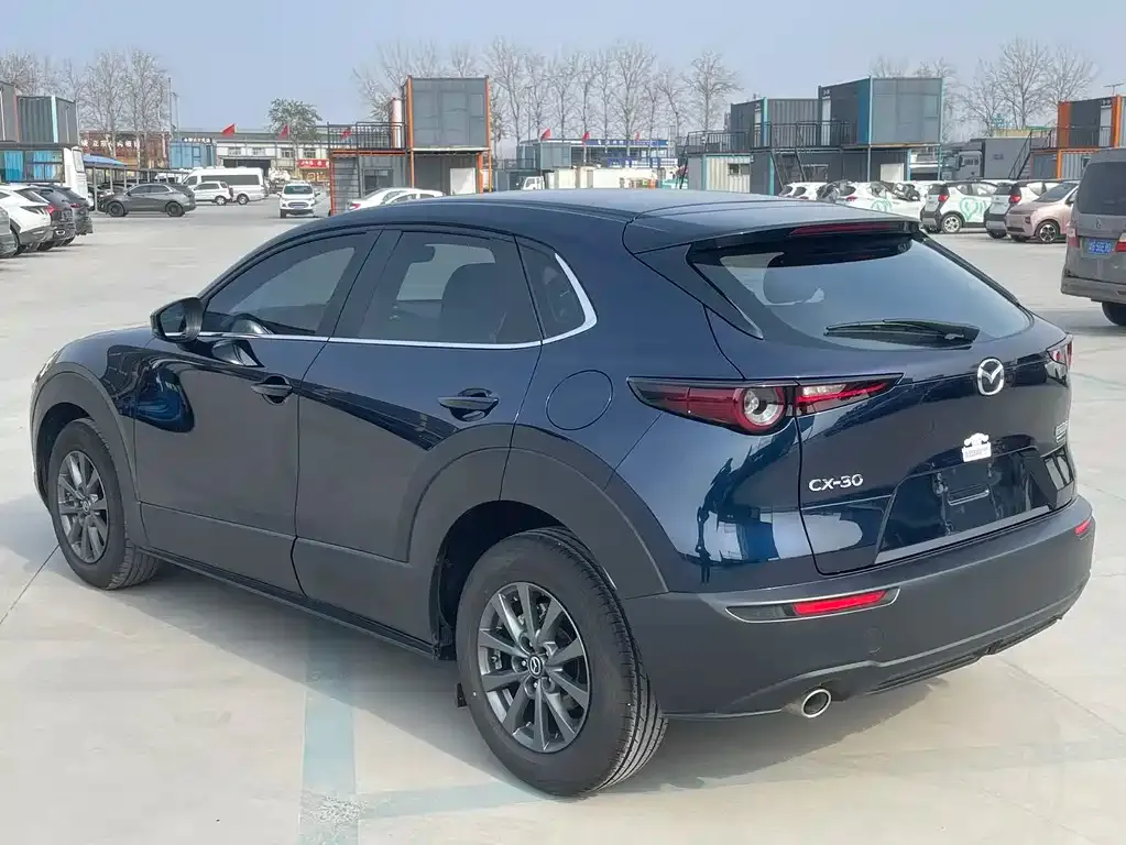 Mazda CX-30 2023 из CN, фото 8