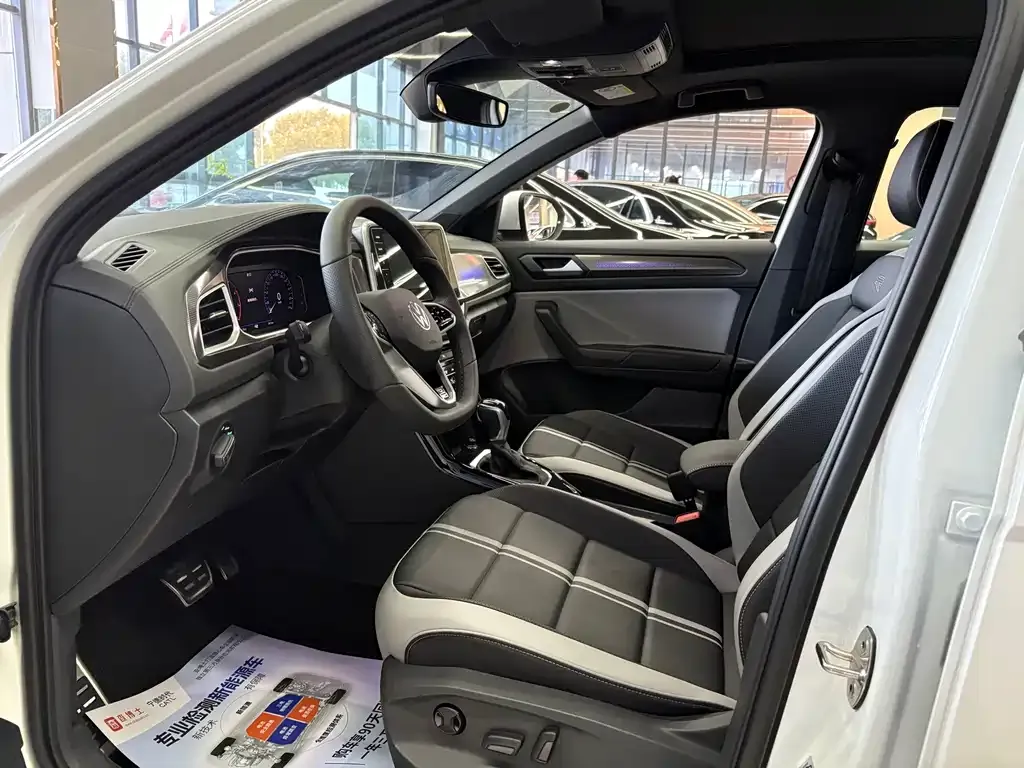 Volkswagen T-Roc 2025 из CN, фото 6