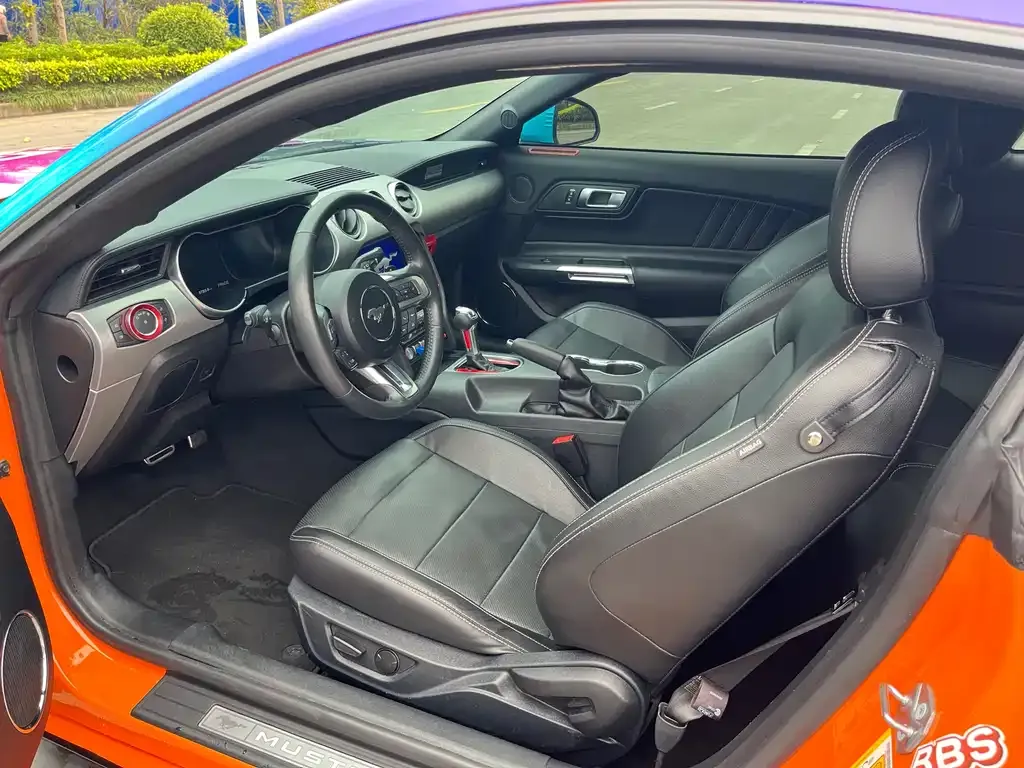 Ford Mustang 2023 из CN, фото 5