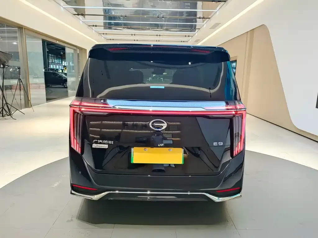 GAC Motor Trumpchi E9 — фото 2