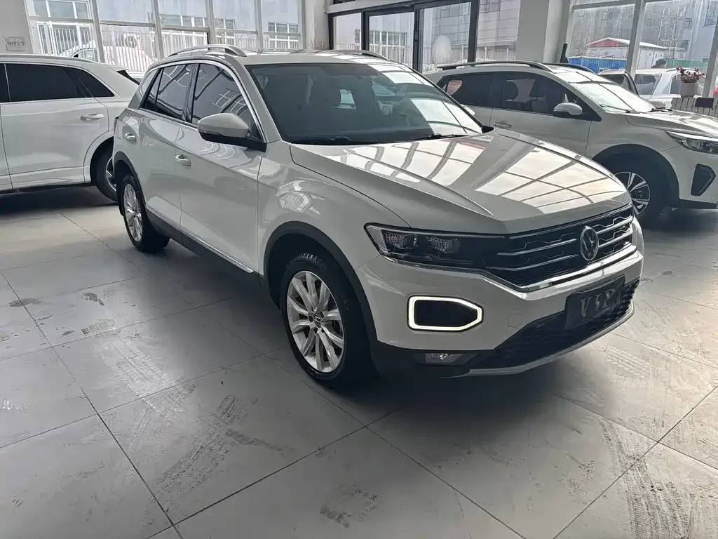Volkswagen T-Roc 2023 из CN, фото 4