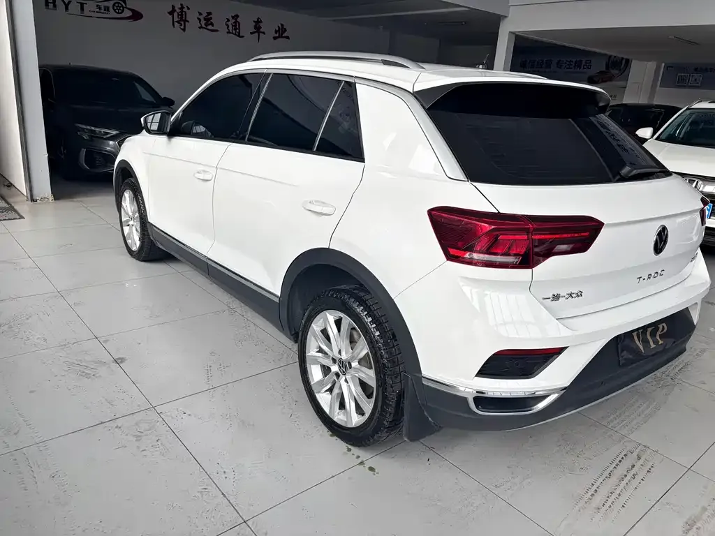 Volkswagen T-Roc 2023 из CN, фото 10