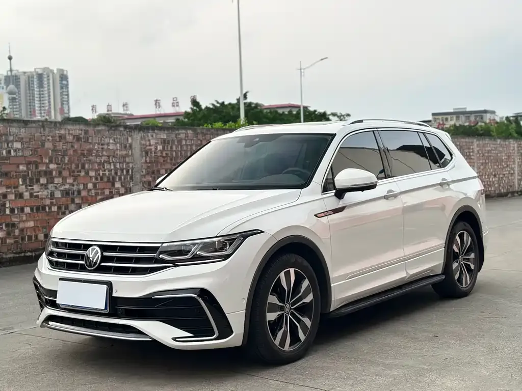 Volkswagen Tiguan L 2021 из CN, фото 1