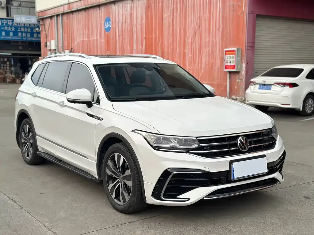 Volkswagen Tiguan L 2021 из CN, фото 5