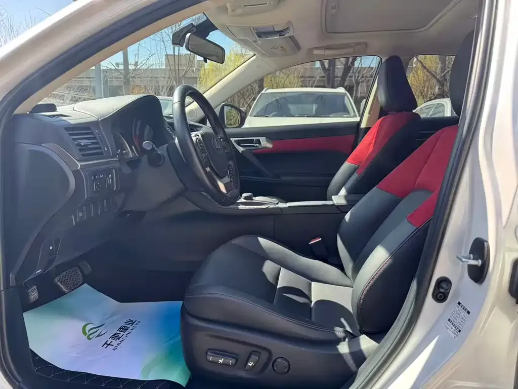 Lexus CT 2021 из CN, фото 4