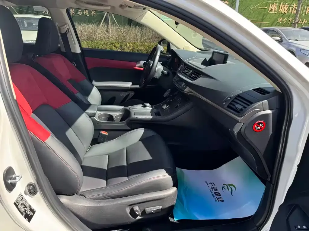 Lexus CT 2021 из CN, фото 3
