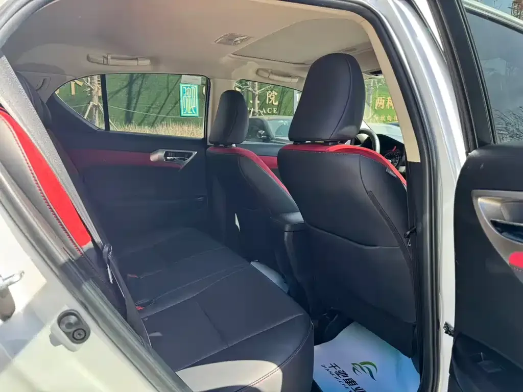 Lexus CT 2021 из CN, фото 6