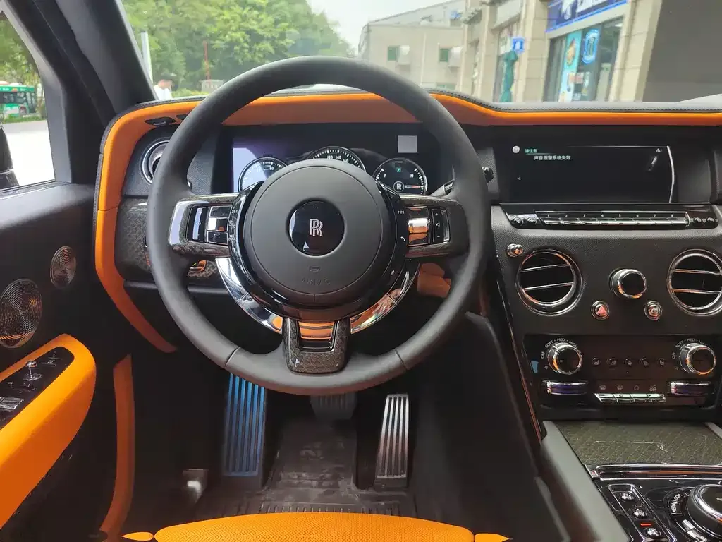 Rolls-Royce Cullinan 2021 из CN, фото 9