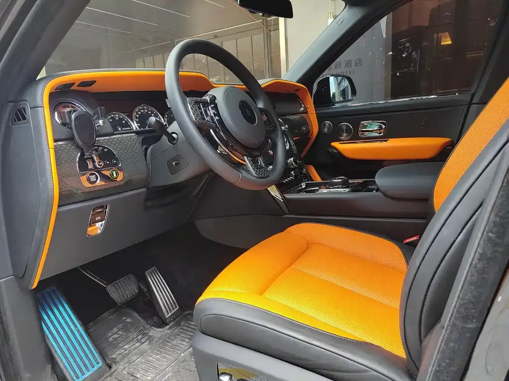Rolls-Royce Cullinan 2021 из CN, фото 8