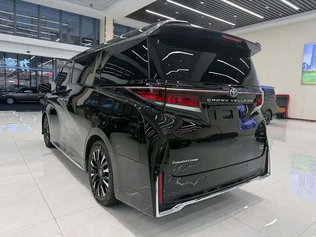 Toyota Vellfire 2024 из CN, фото 6