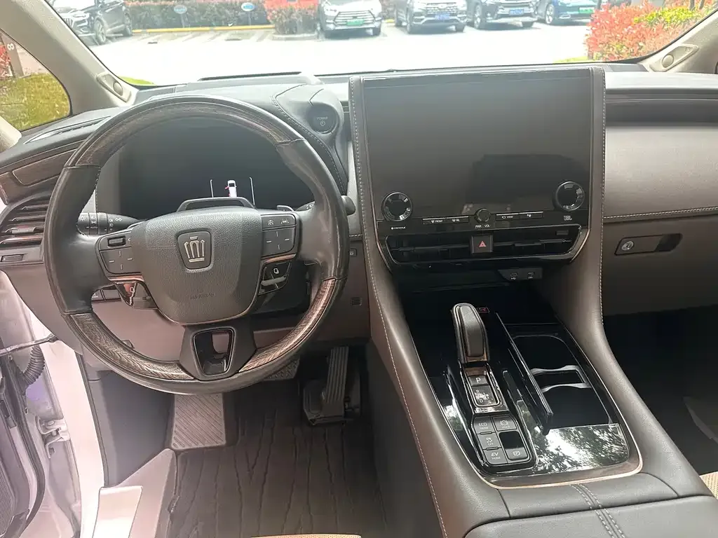 Toyota Vellfire 2023 из CN, фото 6