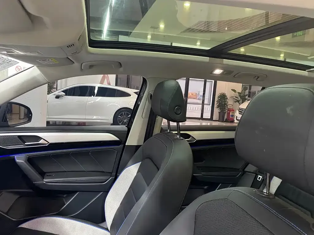 Volkswagen GTE PHEV 2022 из CN, фото 5