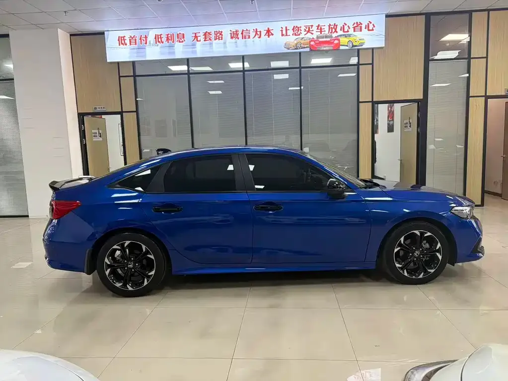 Honda Civic — фото 9