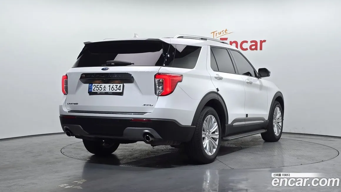 Ford Explorer 2021 из KR, фото 2