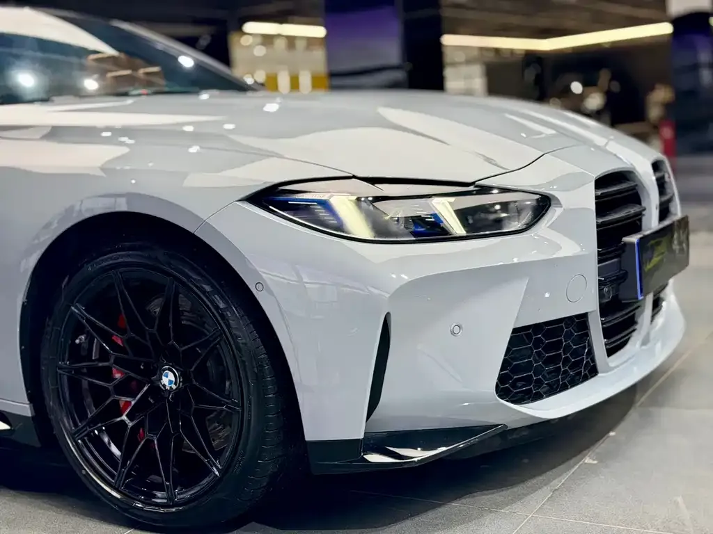 BMW M4 2025 из CN, фото 3