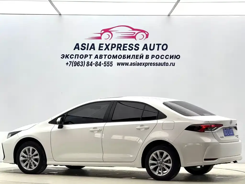 Toyota Corolla 2023 из CN, фото 8