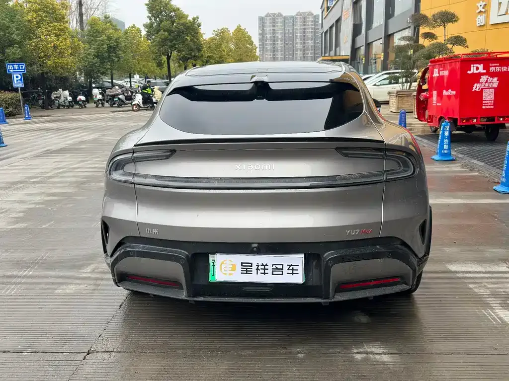 Xiaomi YU7 — фото 6