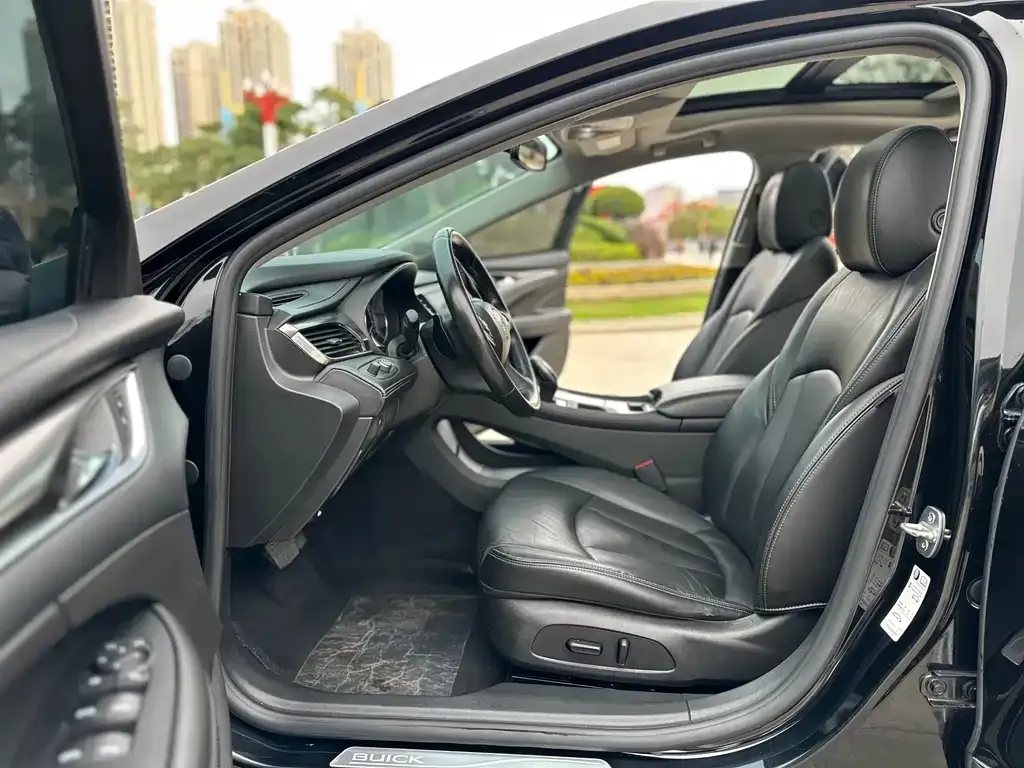 Buick LaCrosse 2021 из CN, фото 4