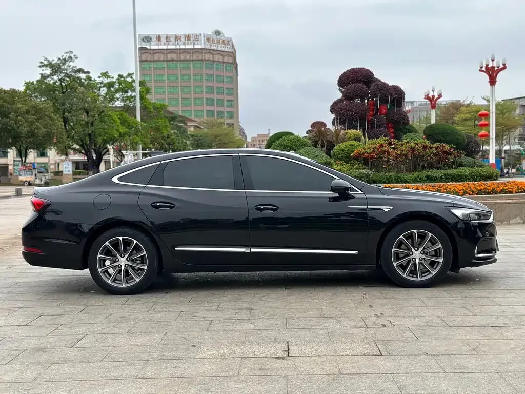 Buick LaCrosse 2021 из CN, фото 2