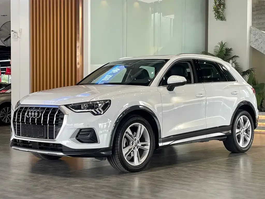Audi Q3 — фото 5