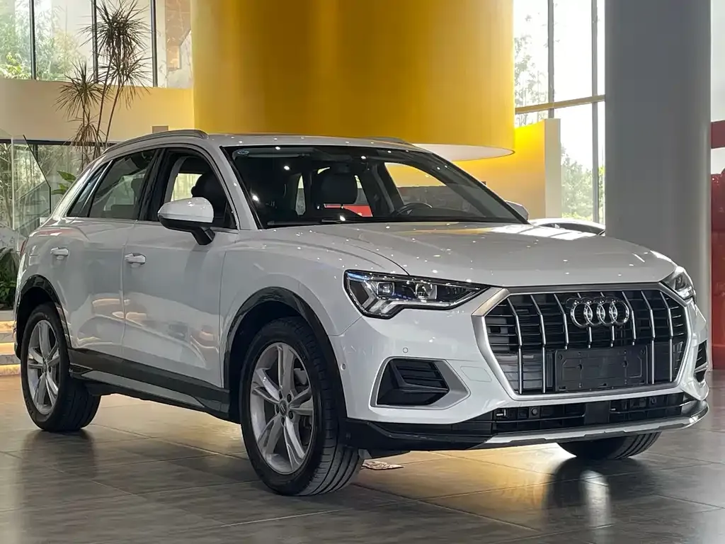 Audi Q3 — фото 3