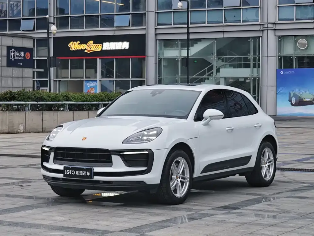 Porsche Macan — фото 1