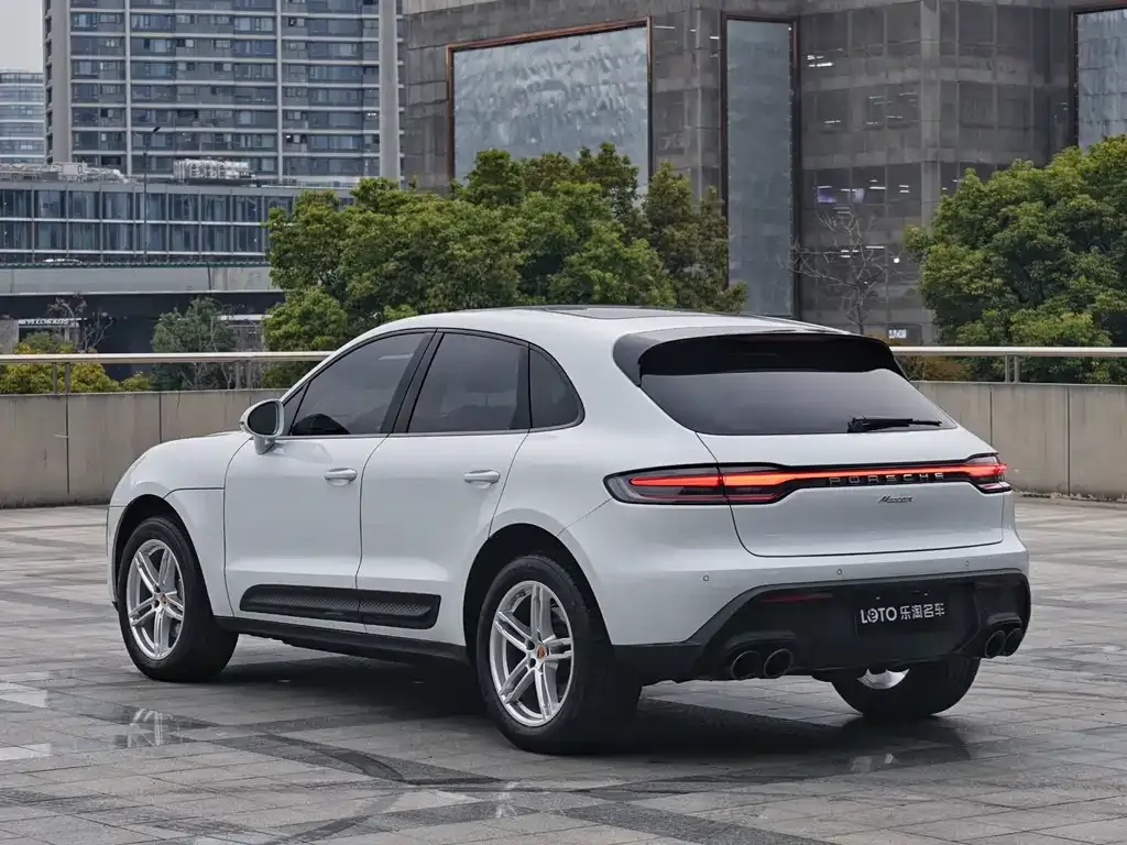 Porsche Macan — фото 5