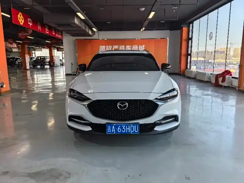 Mazda CX-4 2023 из CN, фото 5