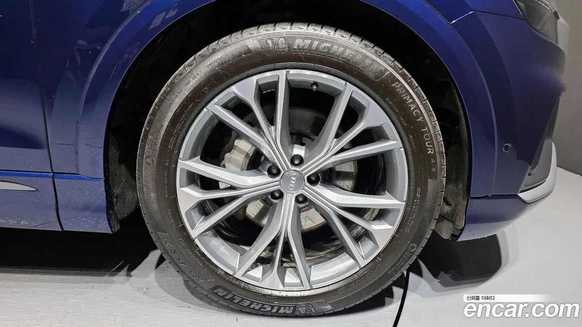 Audi Q8 2021 из KR, фото 7