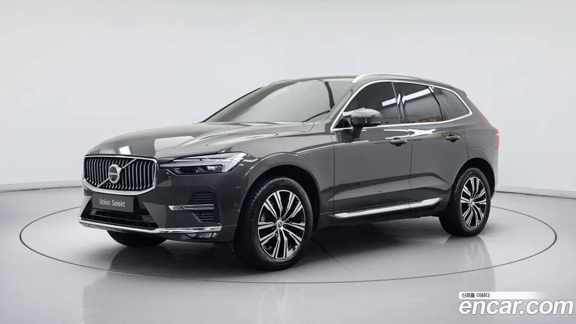 Volvo XC60 — фото 1