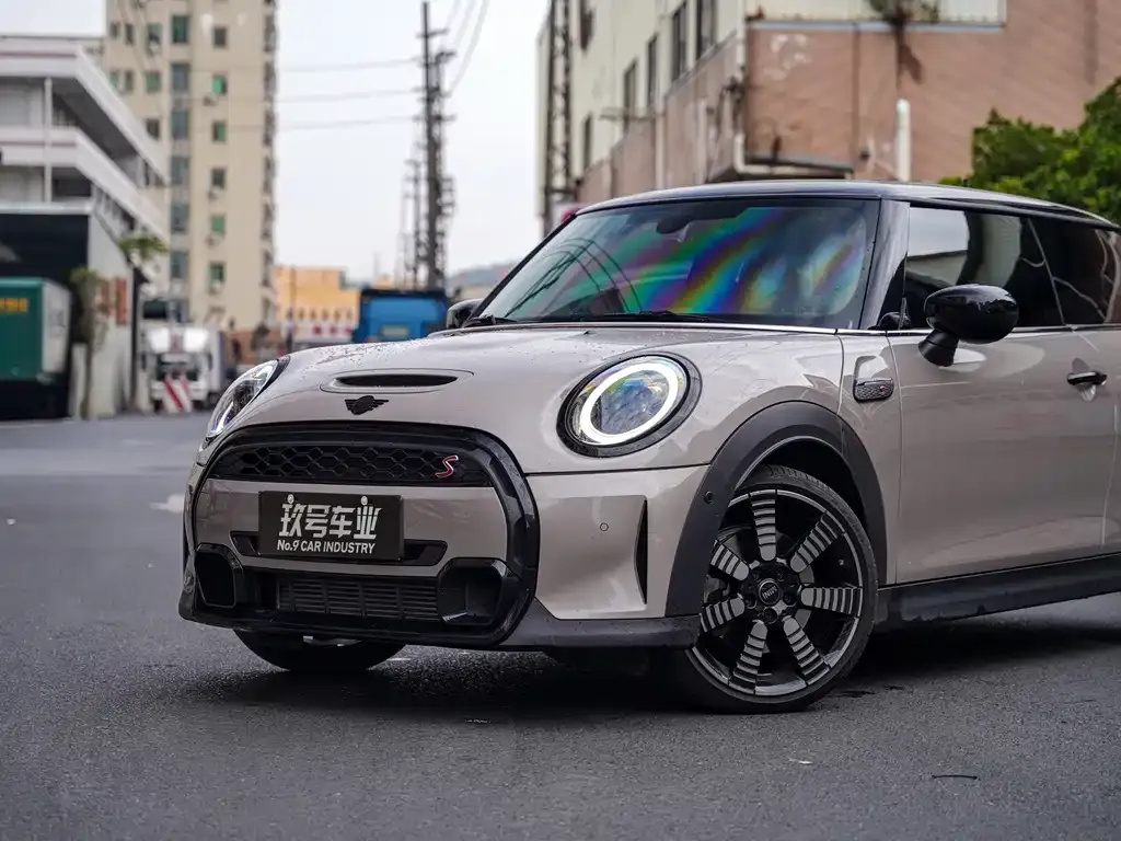MINI Cooper (3-door) 2024 из CN, фото 8