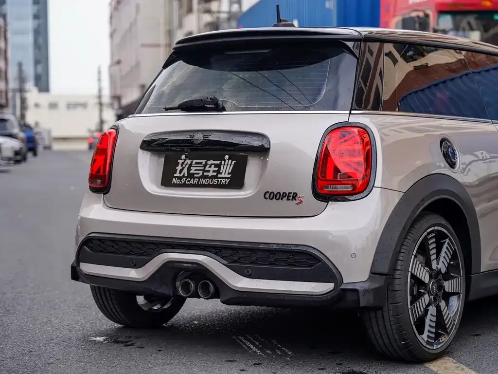 MINI Cooper (3-door) 2024 из CN, фото 10