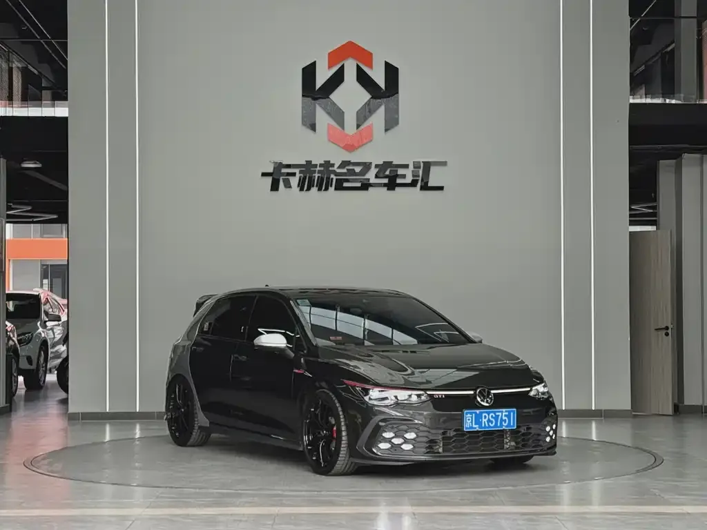 Volkswagen Golf GTI — фото 2