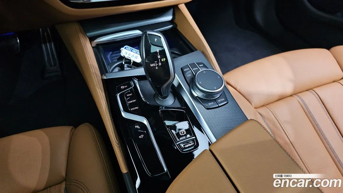 BMW 5-Series 2022 из KR, фото 10