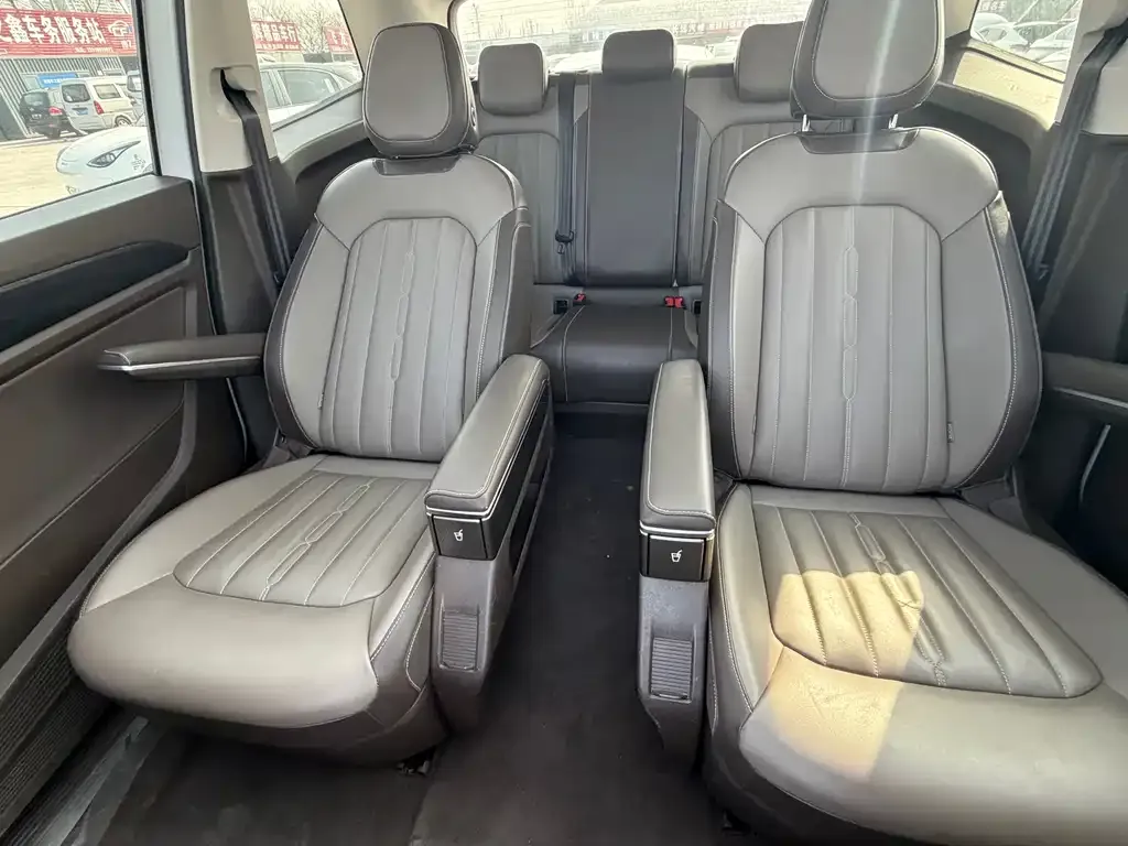 Volkswagen Viloran 2023 из CN, фото 3