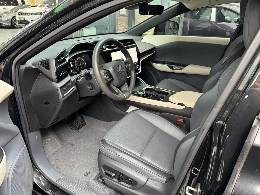 Lexus RZ 2023 из CN, фото 6