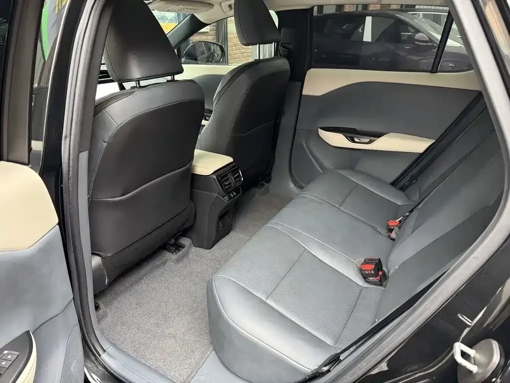 Lexus RZ 2023 из CN, фото 4
