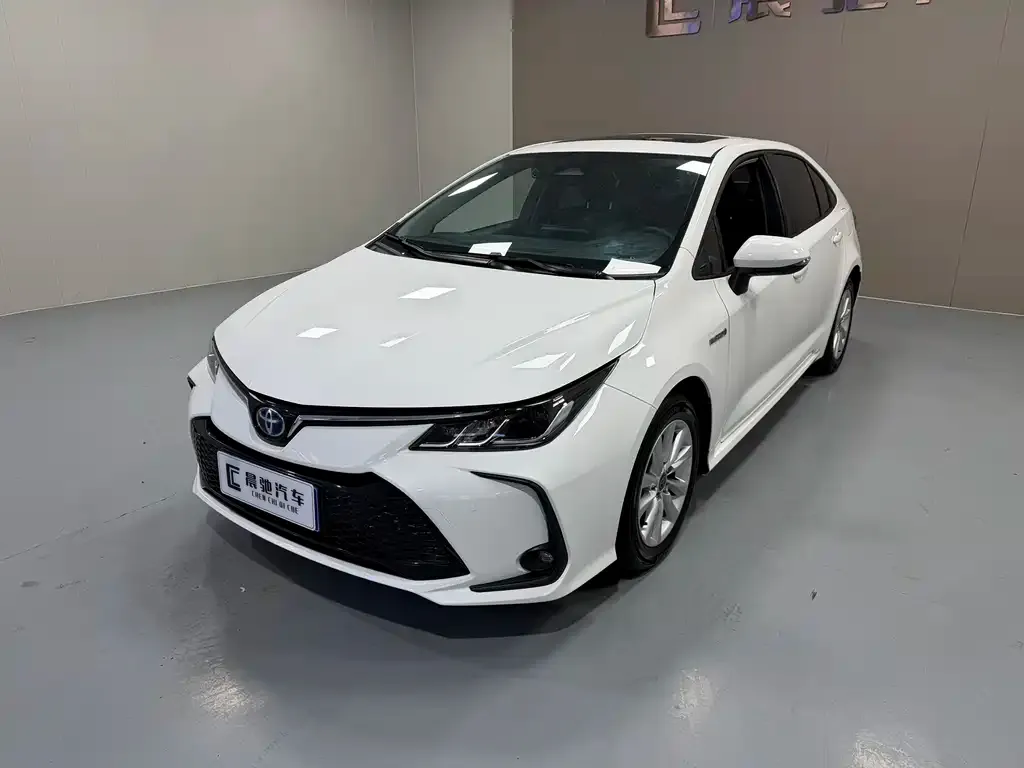 Toyota Corolla 2023 из CN, фото 1