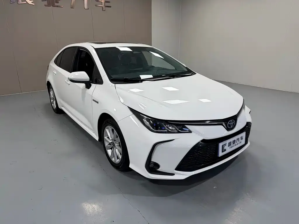 Toyota Corolla 2023 из CN, фото 3