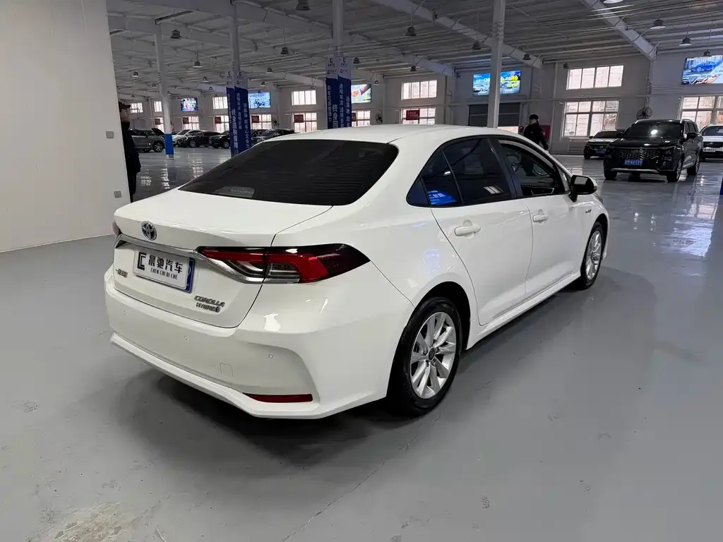 Toyota Corolla 2023 из CN, фото 4