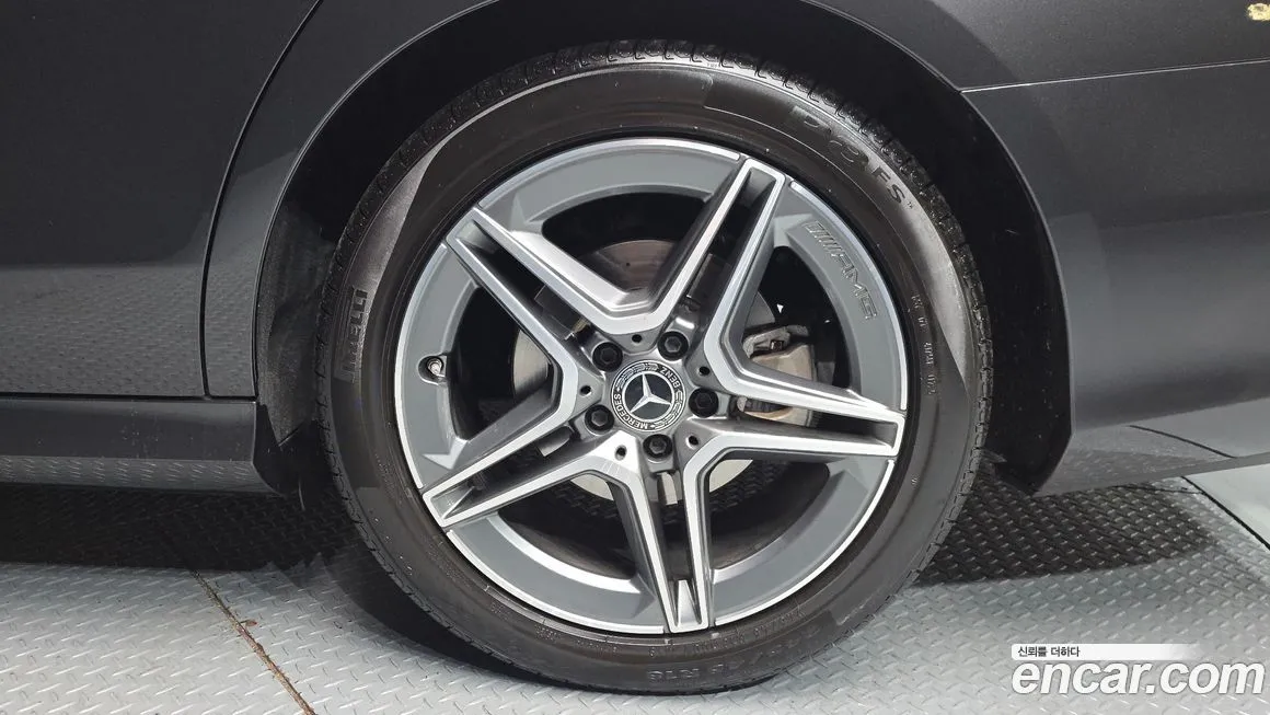 Mercedes-Benz E-Class 2023 из KR, фото 6