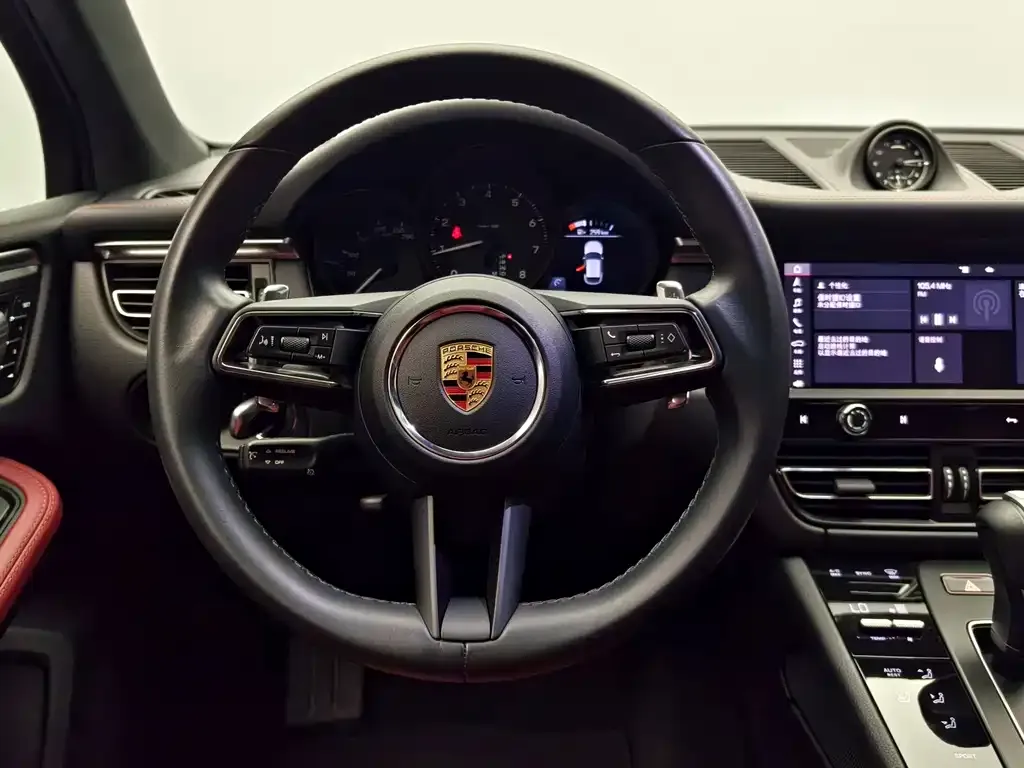 Porsche Macan — фото 2